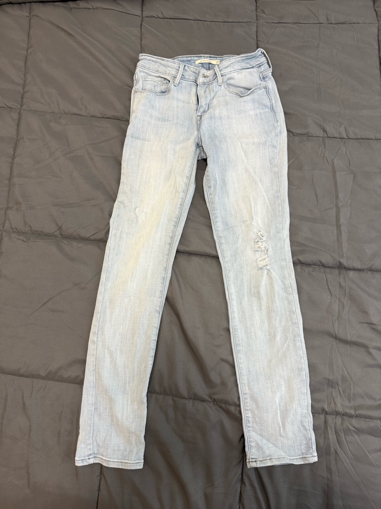 Levi's Women's Classic Mid Rise Skinny Jeans